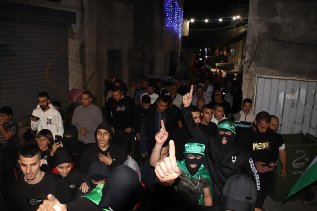 تواجد مكثّف للشرطة: انطلاق مسيرة ام الفحم تضامنًا مع القدس والأقصى-15