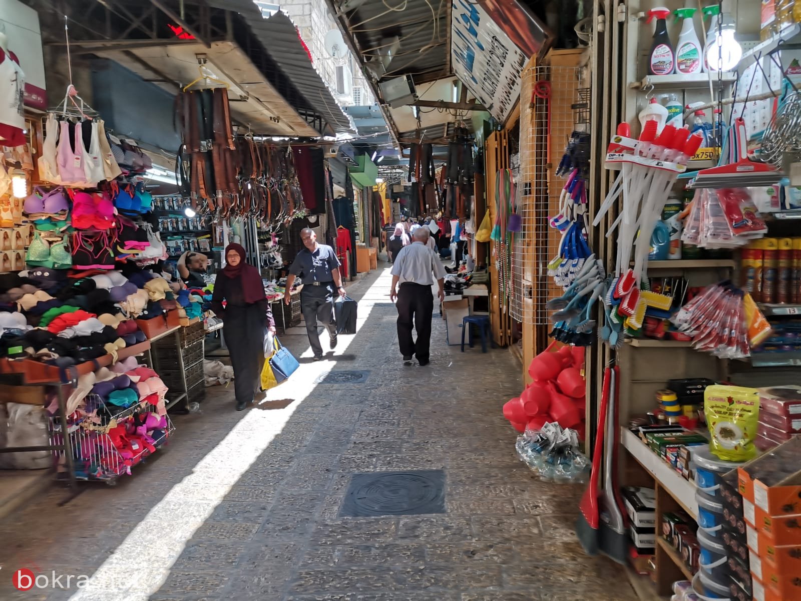   عشية العيد : أسواق القدس القديمة حزينة وخالية-8