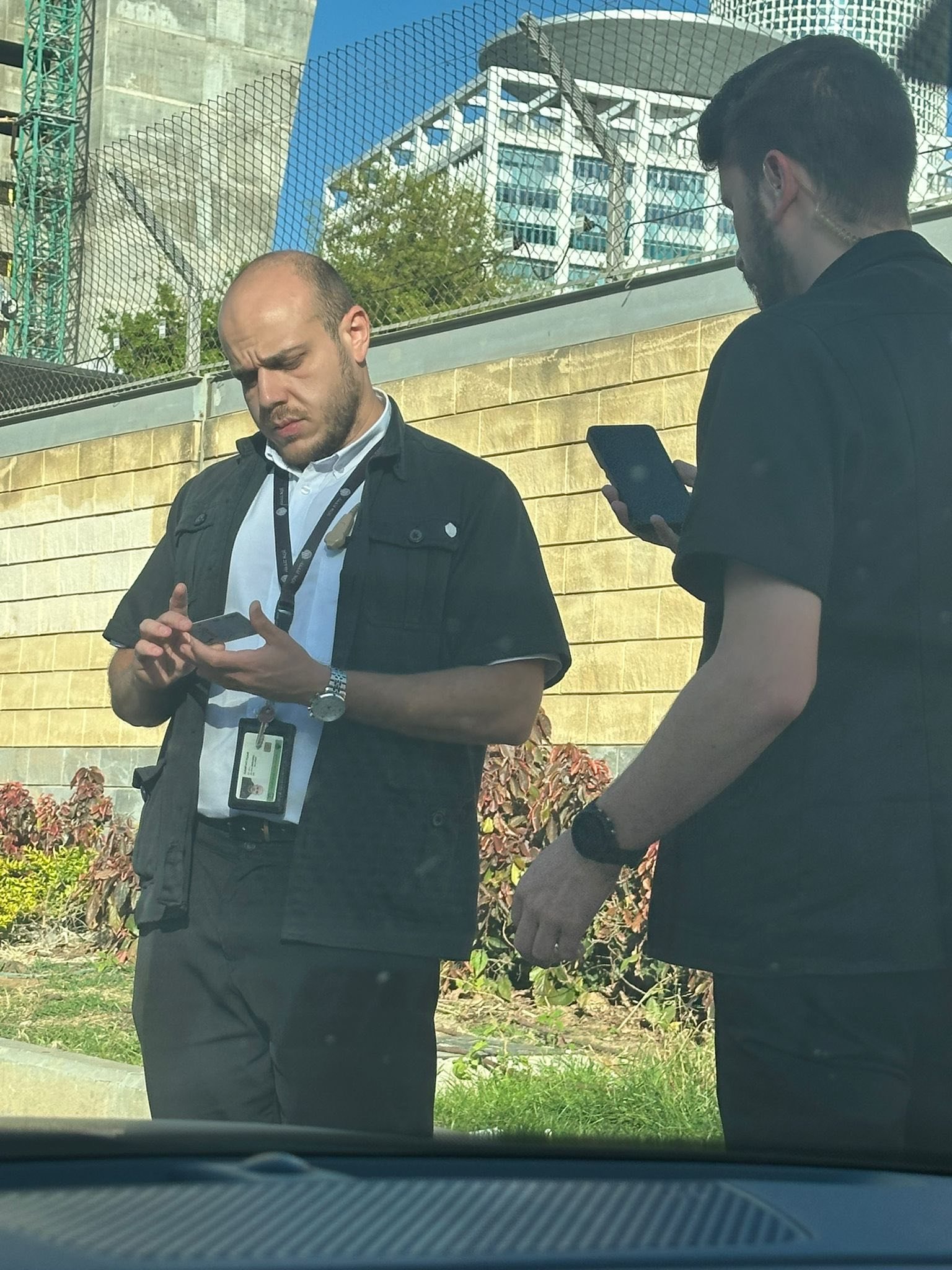 معلمة عربية تتعرض لتفتيش مهين قرب متحف تل أبيب: "كل ما فعلته أنني كنت في المكان الخطأ بملامح غير مرغوبة"-1