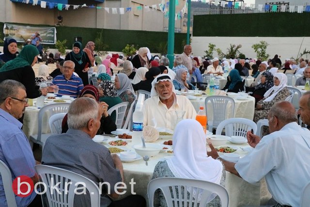 مياه الجليل وبالتعاون مع جمعية السلام تنظم افطارًا جماعيًا للمسنين-9