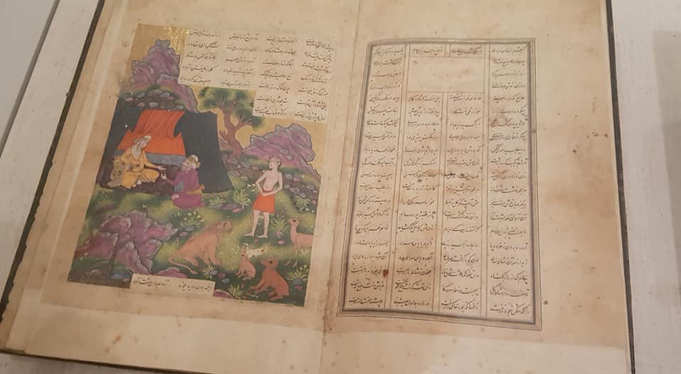 معرض لكتب اسلامية ومخطوطات من العهود القديمة بمبادرة من المكتبة الوطنيّة-6