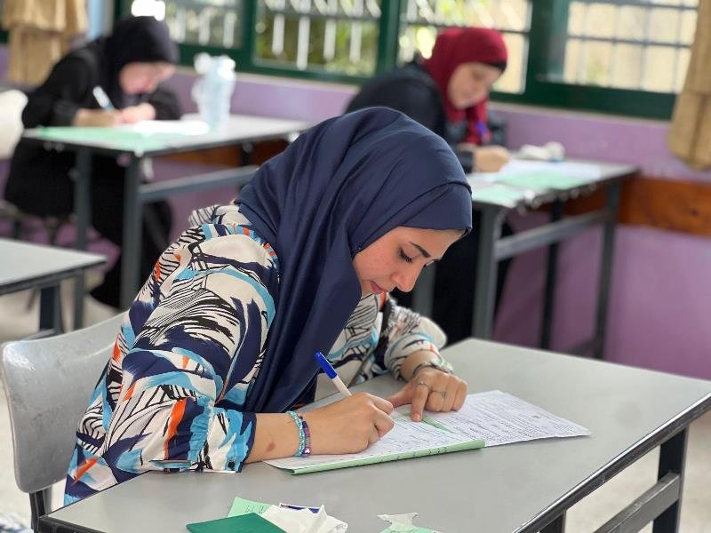 50 ألف طالب/ة يتوجهون لامتحانات التوجيهي بالضفة دون غزة-9