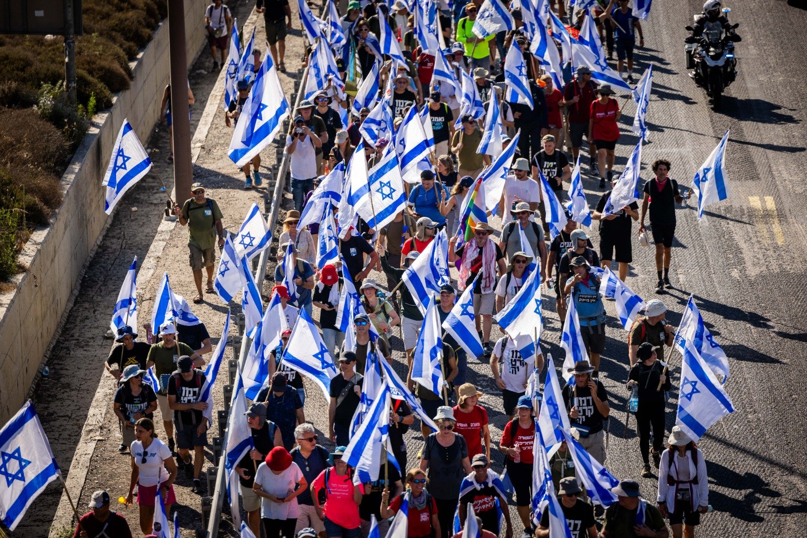 مسيرة إسرائيلية ضد حكومة نتنياهو تواصل المسير منذ 30 ساعة-0