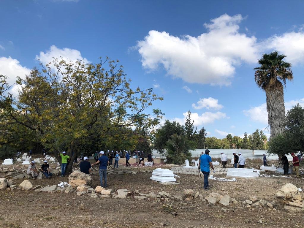حيفا: العشرات يشاركون في يوم التطوع لتنظيف مقبرة القسام-0