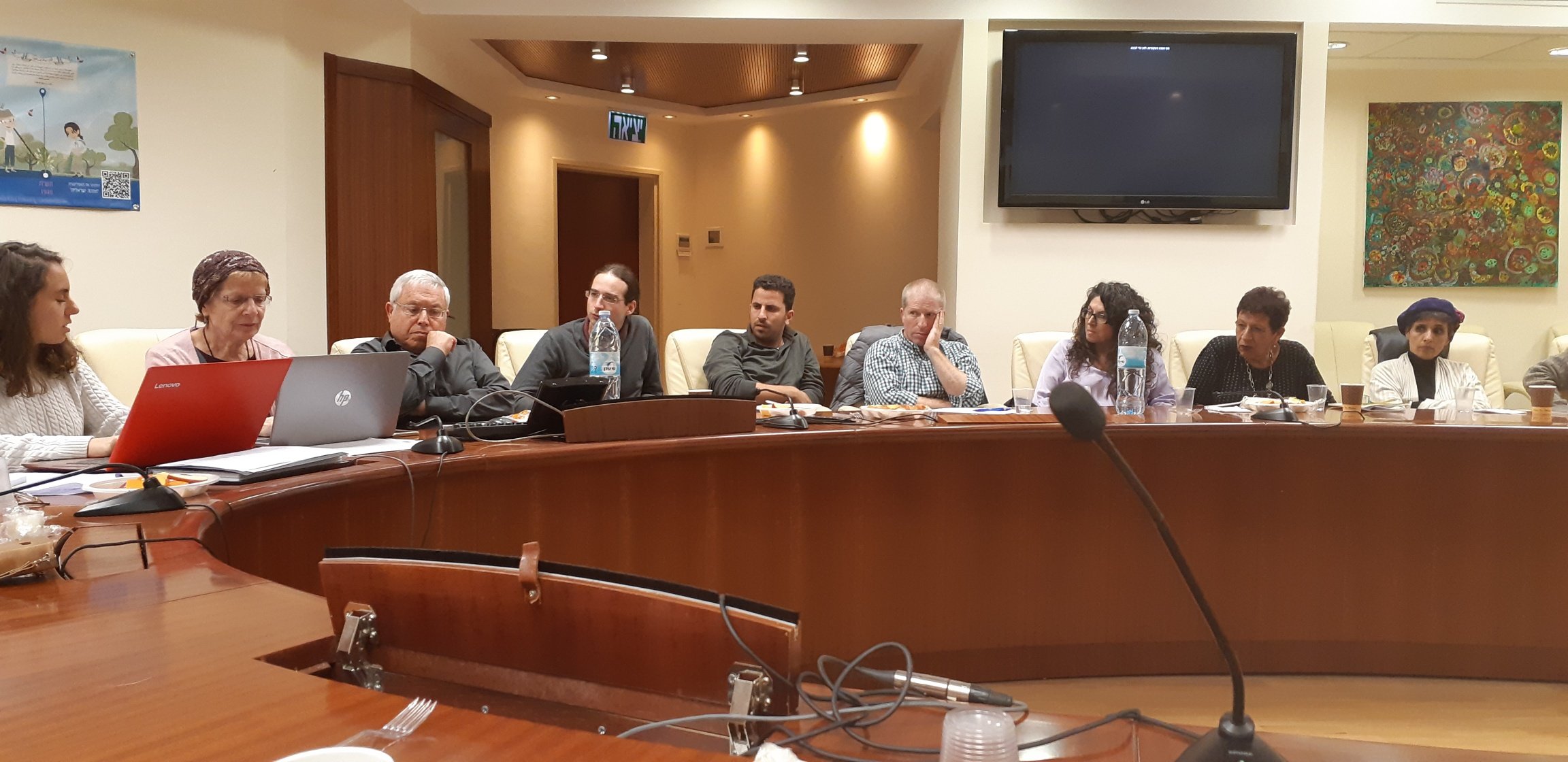 معلمون عرب يشاركون في لقاء معلمي المدنيات مع مدير عام وزارة التربية -0