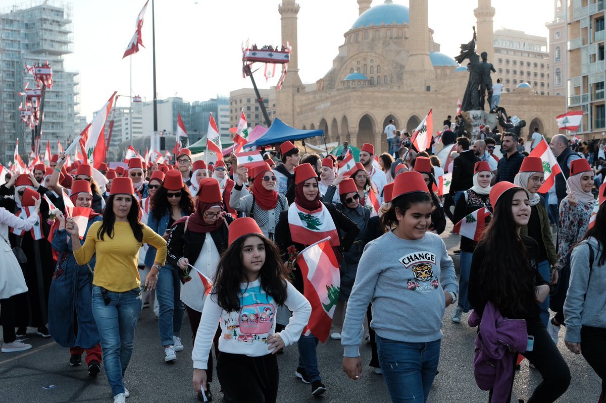  بالفيدبو والصور..لبنان تحتفل بالاستقلال..الاحتفال يختلط بالاحتجاج -5
