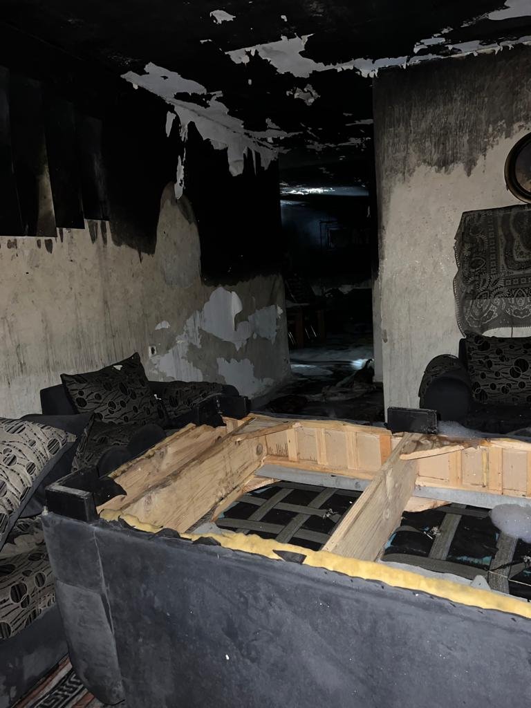 القدس: اندلاع حريق في منزل دون وقوع اصابات.-1