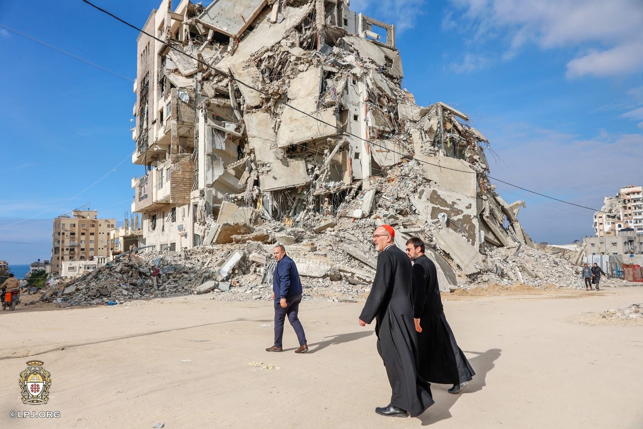 كنائس القدس في رسالة الميلاد: رغم وقف النار إسرائيل تواصل قتل الفلسطينيين في غزة-3