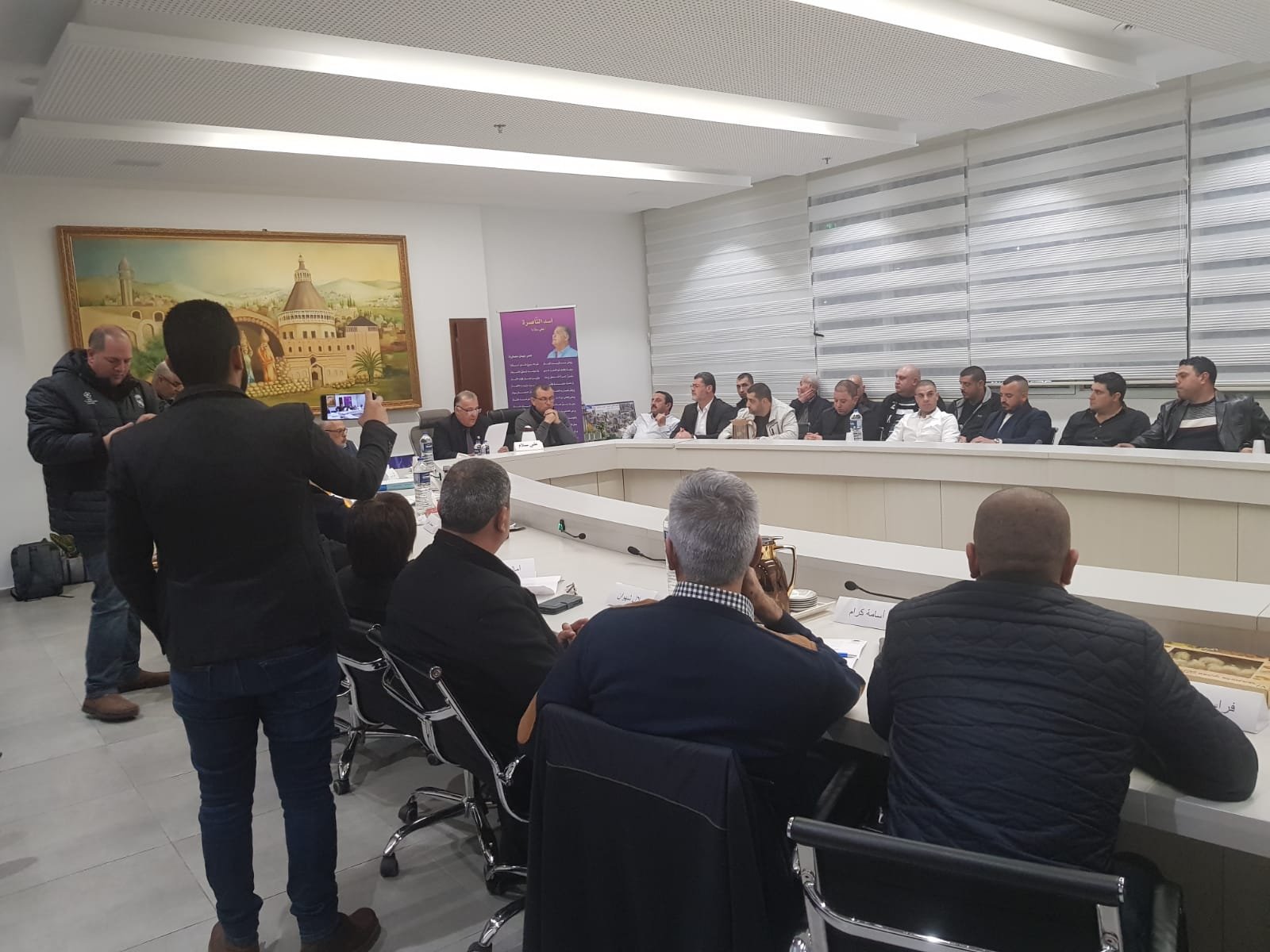 بلدية الناصرة تعقد جلستها الأولى وتصوّت على تعيين النواب-0