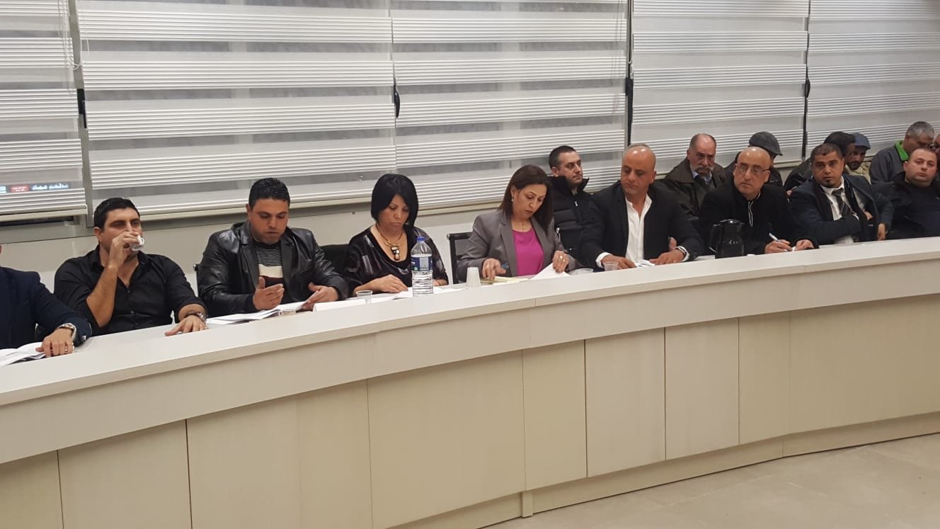 بلدية الناصرة تعقد جلستها الأولى وتصوّت على تعيين النواب-10