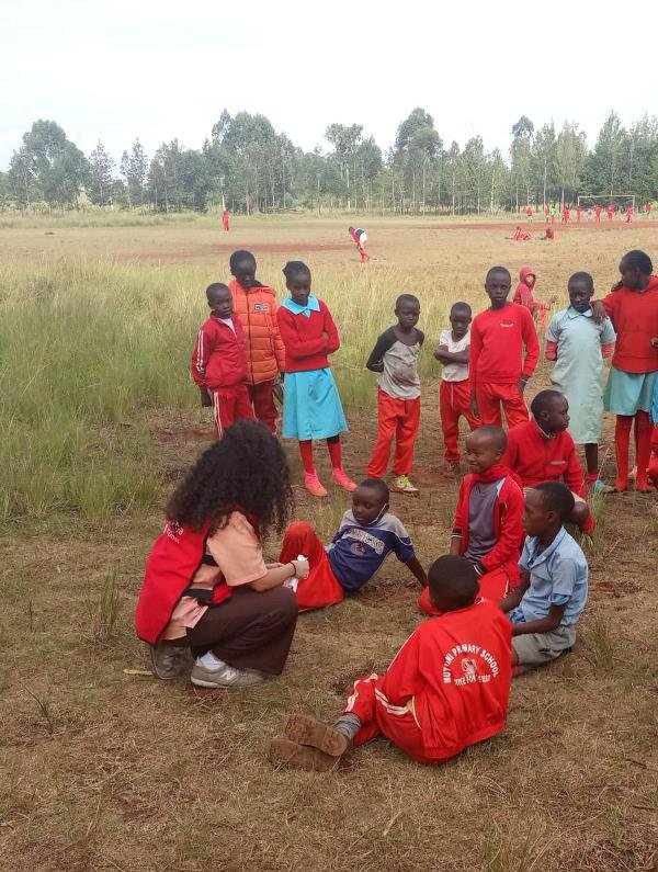 كارين سالم بلان لبكرا: "العمل التطوعي في كينيا مؤثر، وأنصح بشدة خوض هذه التجرة الإنسانية"-1