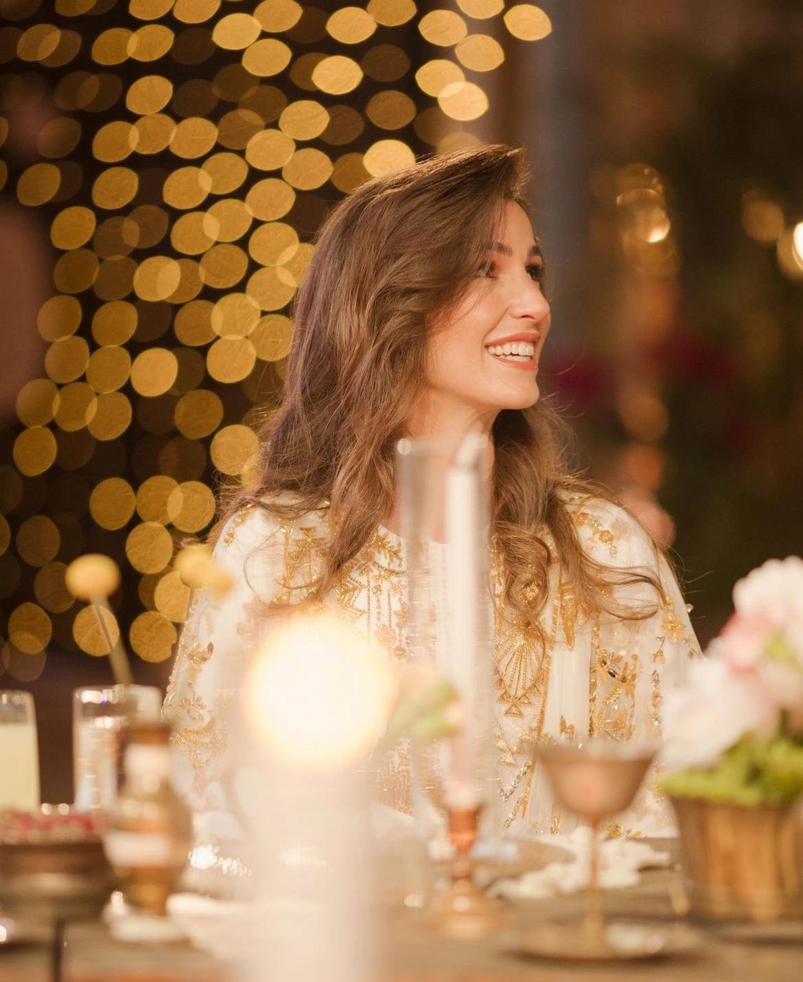 الأردن: الملكة رانية تشارك مجموعة صور من حفل حناء رجوة خطيبة الأمير حسين-2