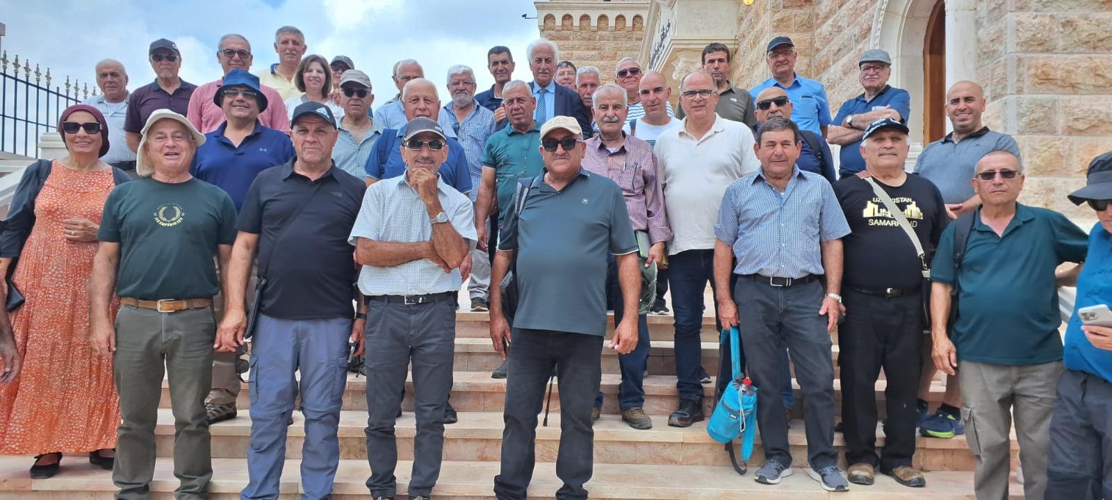 عدد كبير من المرشدين السياحيين في زيارة لكنيسة القديسين قسطنطين وهيلانة الجديدة في كفرسميع-1