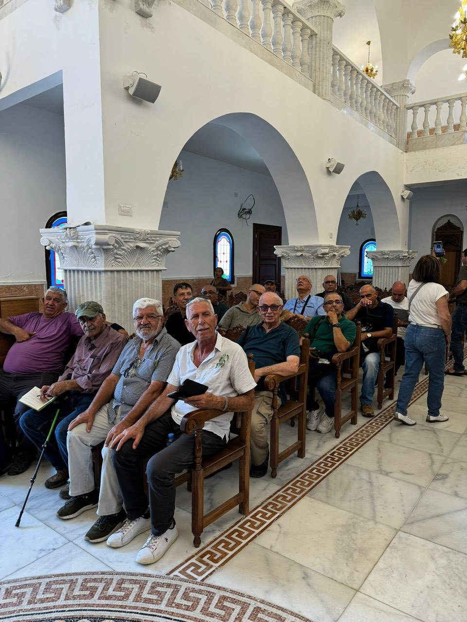 عدد كبير من المرشدين السياحيين في زيارة لكنيسة القديسين قسطنطين وهيلانة الجديدة في كفرسميع-6