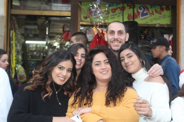 الناصرة: اختتام مسيرة الميلاد بمشاركة واسعة -310