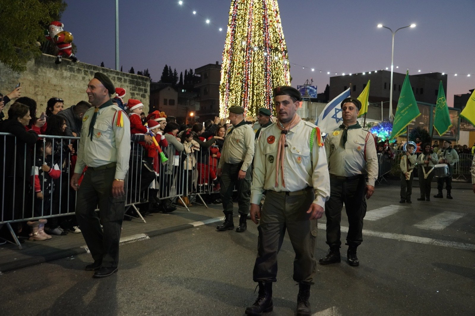 بالصور: "بكرا" يرصد فرحة استقبال الميلاد في الناصرة -64