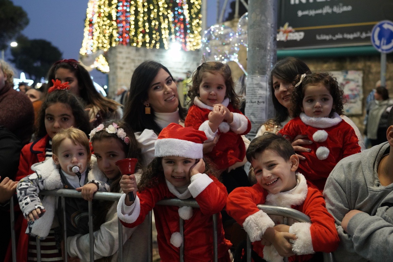 بالصور: "بكرا" يرصد فرحة استقبال الميلاد في الناصرة -229