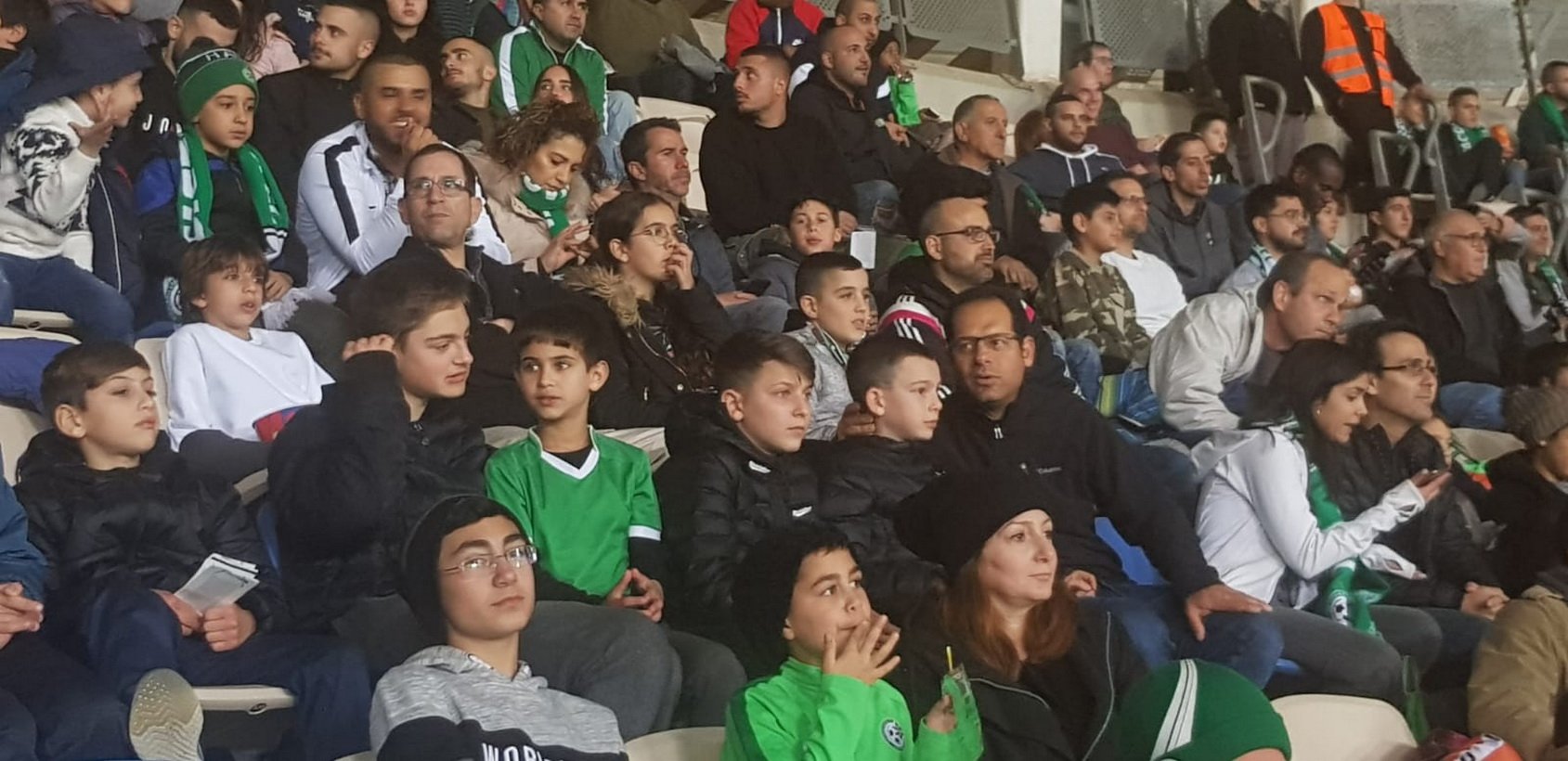 مستقبل أخضر للرياضة في الجلبوع .. والأطفال يشاهدون مباراة مكابي حيفا-1