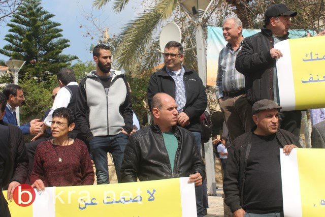 تحت شعار "الناصرة في خطر" .. العشرات في وقفة احتجاجية ضد العنف في الناصرة-37