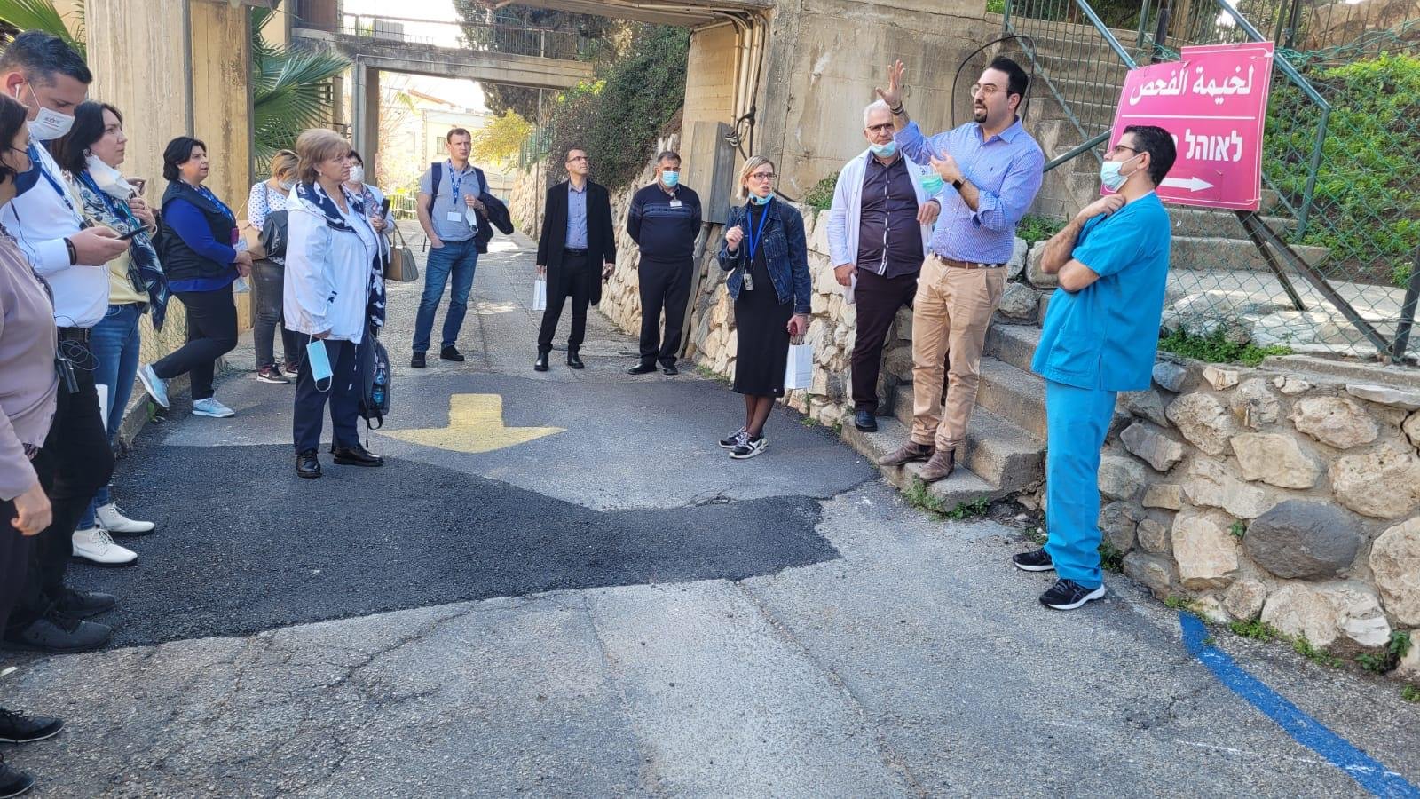 كبار المسؤولين في منظمة الصحة العالمية (WHO) ووزارة الصحة في مولدوفا يزورون مستشفى الناصرة-الإنجليزي-7