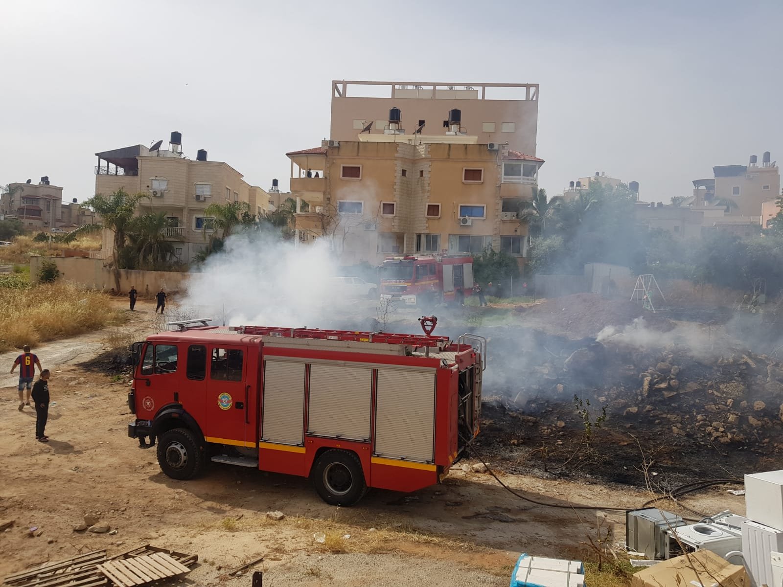 كفر قاسم: اخلاء بيوت بعد اندلاع حريق في المنطقة الجنوبية الشرقية والشرطة-14