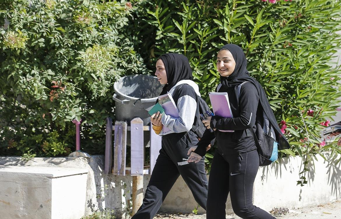 أكثر من 84 ألف طالب وطالبة يتوجهون لامتحانات الثانوية العامة في القدس والضفة الغربية وقطاع غزة-1
