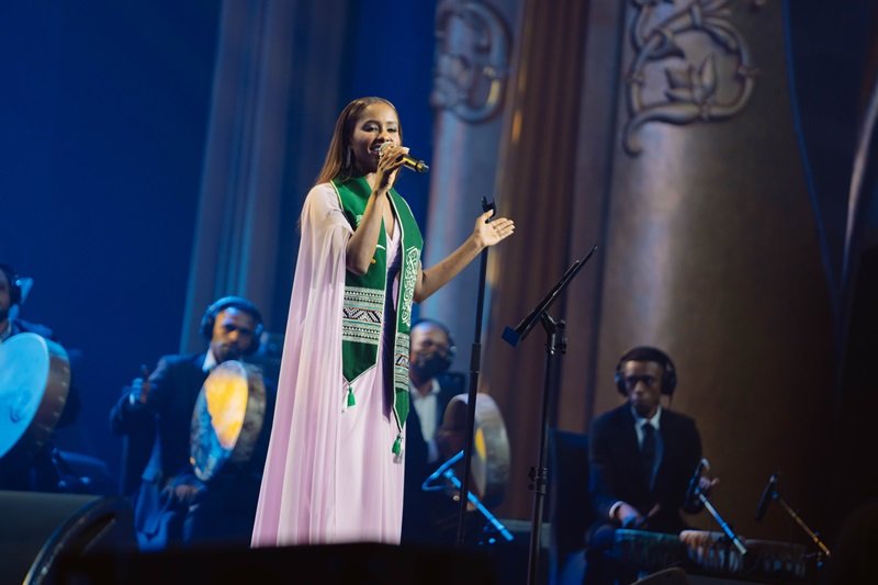 حسين الجسمي وداليا مبارك يحييان حفلاً غنائياً في فندق قصر الإمارات-1