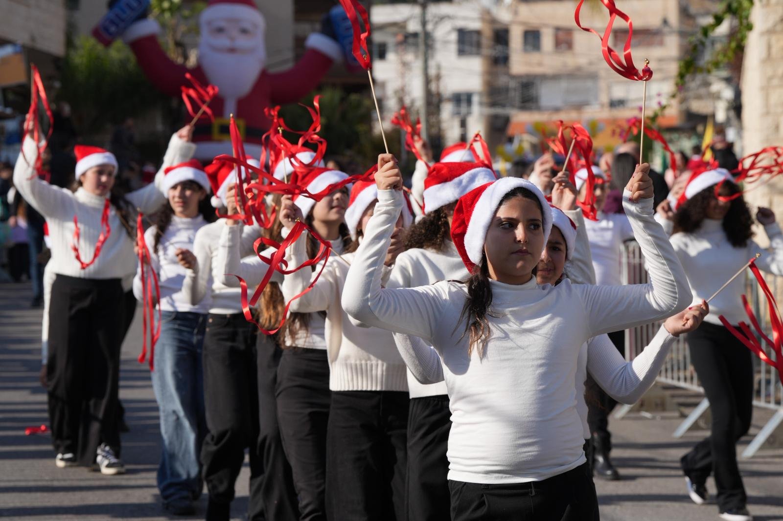انطلاق مسيرة الميلاد المجيد في الناصرة-11