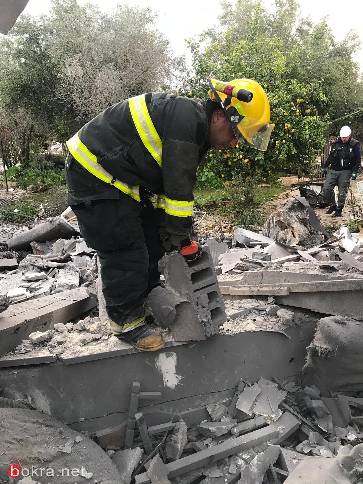 إصابة 7 إسرائيليين في سقوط صاروخ على منزلين في الشارون-11