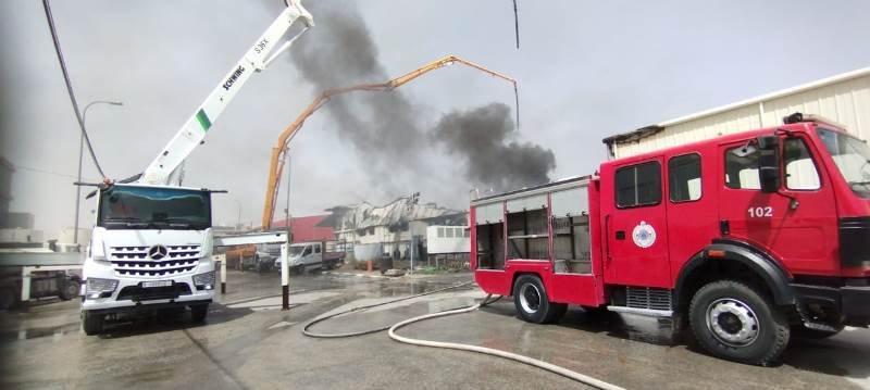 حريق هائل بمصنع في أريحا يسفر عن مصرع شخص-0