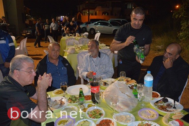  رئيس بلدية الطيرة يُقيم حفل عشاء تكريمي لفريقي كرة القدم والسلّة-23