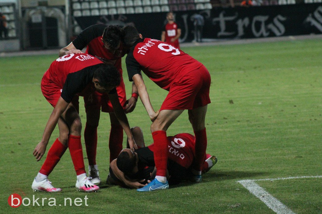 بالفيديو..إنطلاق افراح العودة في سخنين بعد الفوز على ريشون لتسيون (3-0)-10