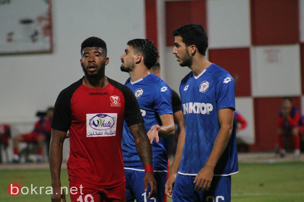 بالفيديو..إنطلاق افراح العودة في سخنين بعد الفوز على ريشون لتسيون (3-0)-22