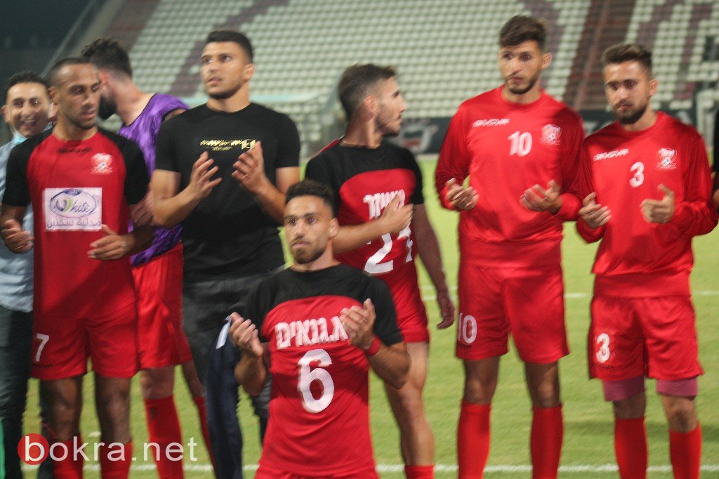 بالفيديو..إنطلاق افراح العودة في سخنين بعد الفوز على ريشون لتسيون (3-0)-34