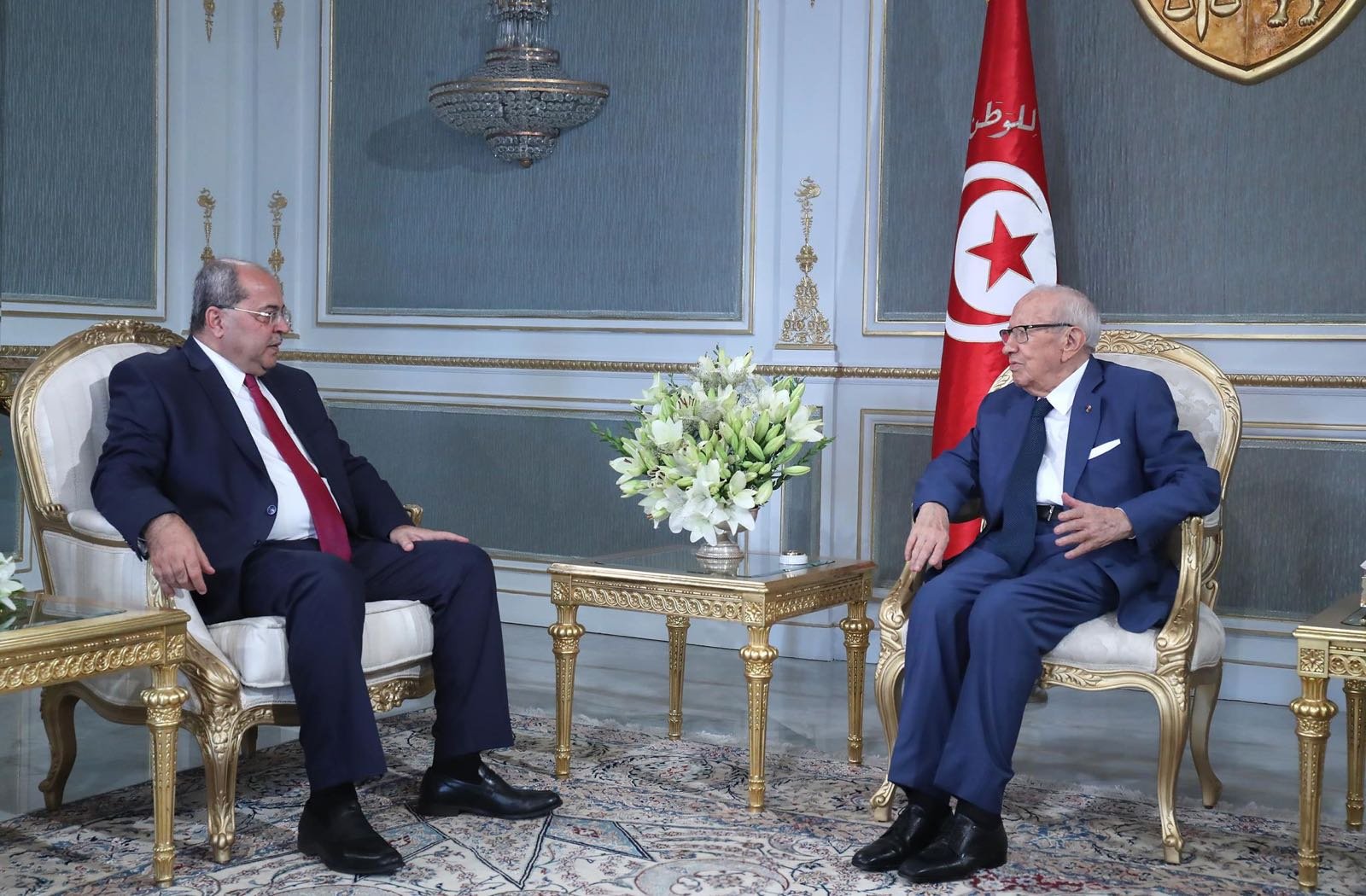 الطيبي يلتقي بالرئيس التونسي والأخير يعبّر عن رفض بلاده القاطع لقانون القومية-1