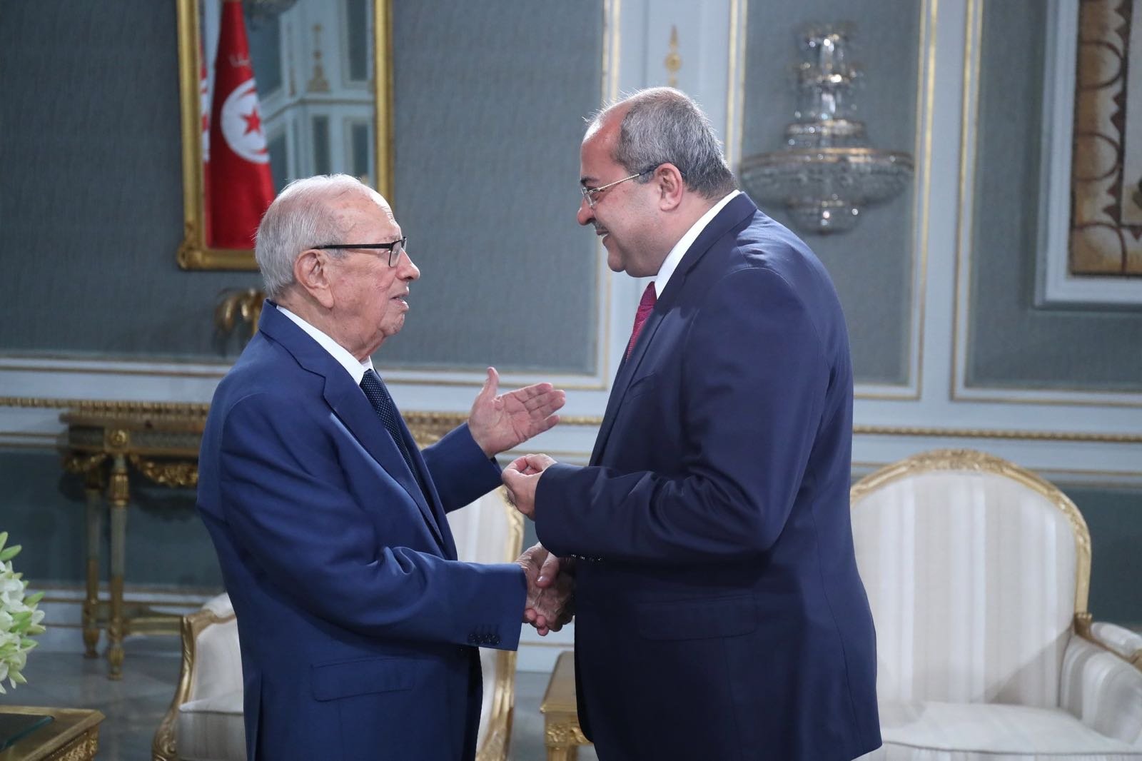 الطيبي يلتقي بالرئيس التونسي والأخير يعبّر عن رفض بلاده القاطع لقانون القومية-8