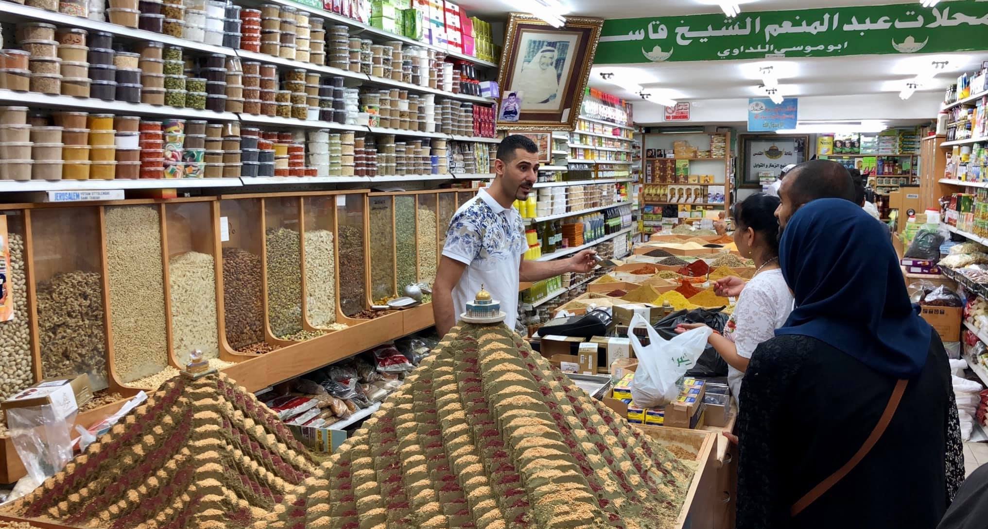 أسواق القدس .. وضع اقتصادي منهار عشية العيد-5