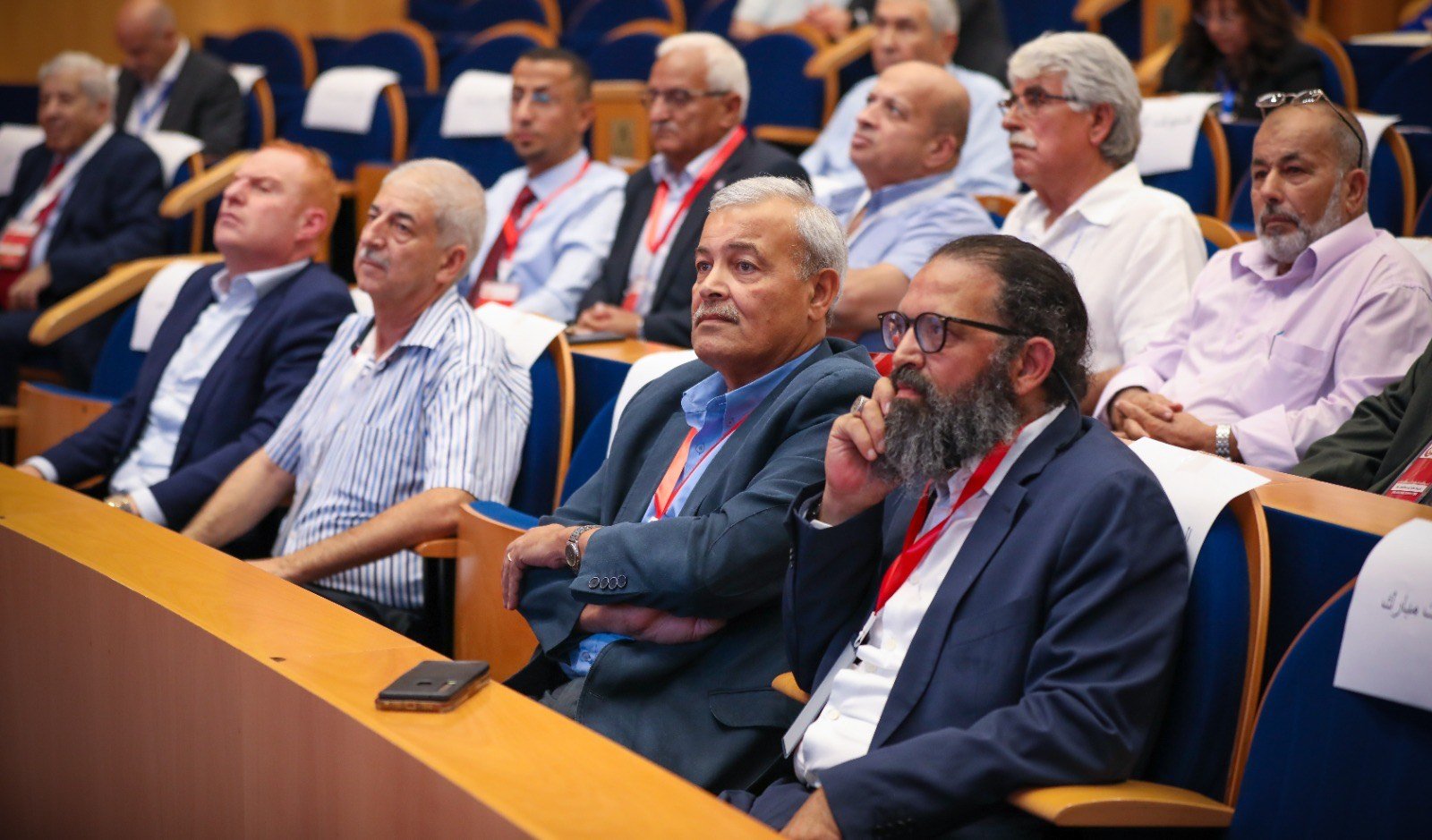افتتاح أعمال المؤتمر العلمي الطبي الثالث لجمعية الهلال الأحمر بالقدس-1