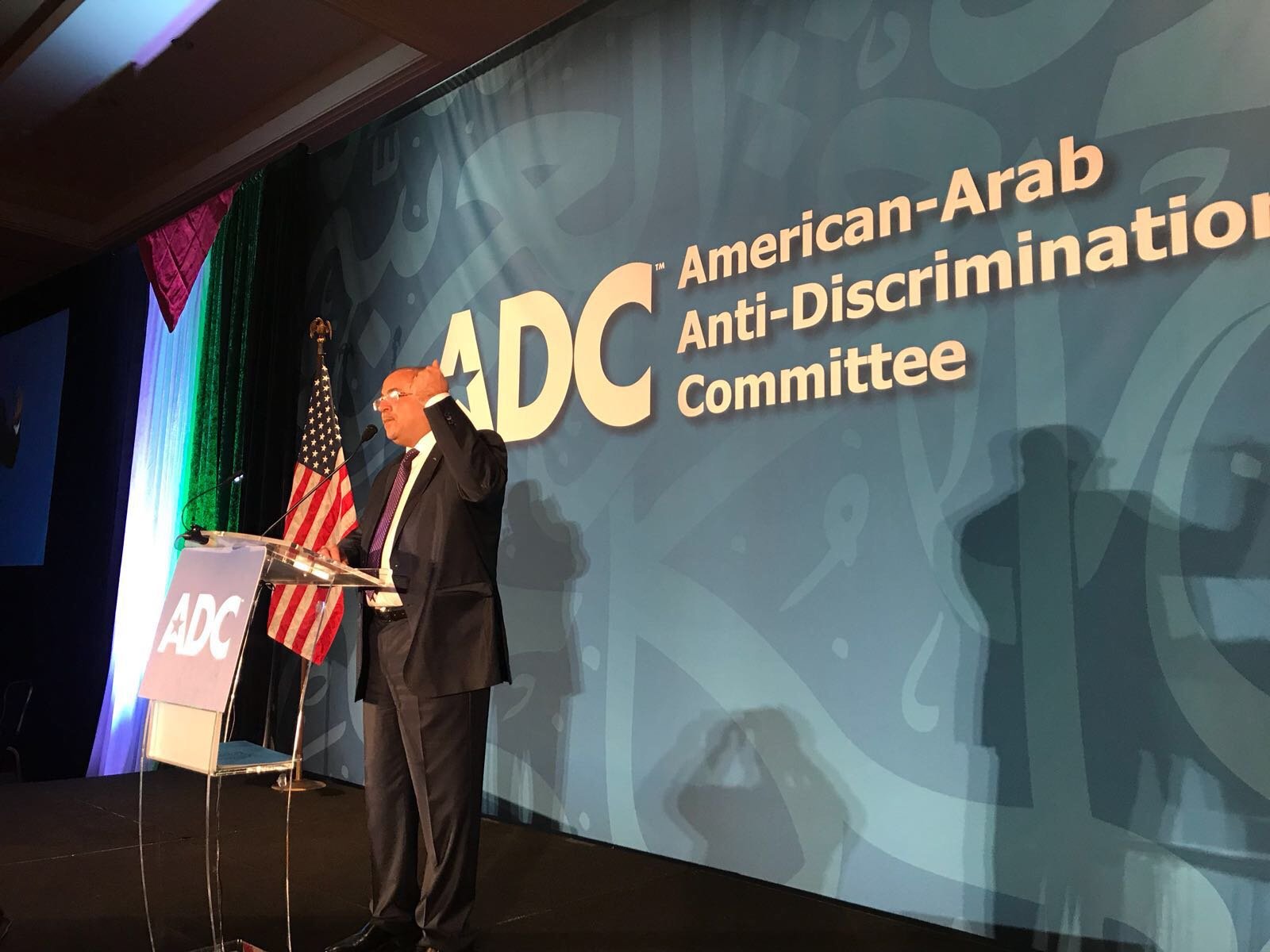 الطيبي يُلقي خطابا في واشنطن خلال مؤتمر اللجنة الأمريكية العربية لمكافحة التمييز-1