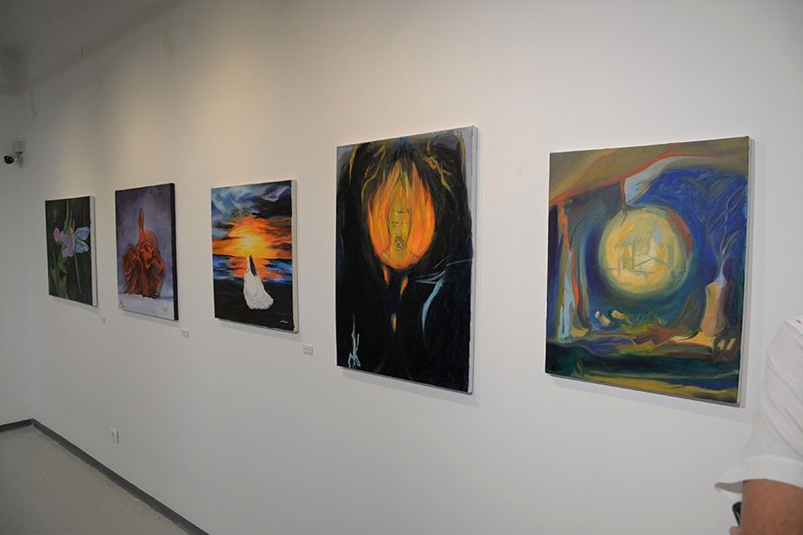 افتتاح معرض “ألوان ابداع 11” لطلاب الفنانة صبحية حسن قيس في جاليري ابداع كفرياسيف-8