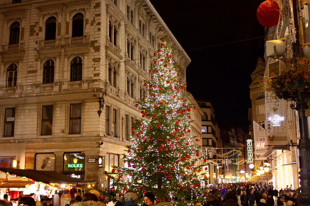 تعرفوا على مواقع أسواق أعياد الميلاد في بودابست-5