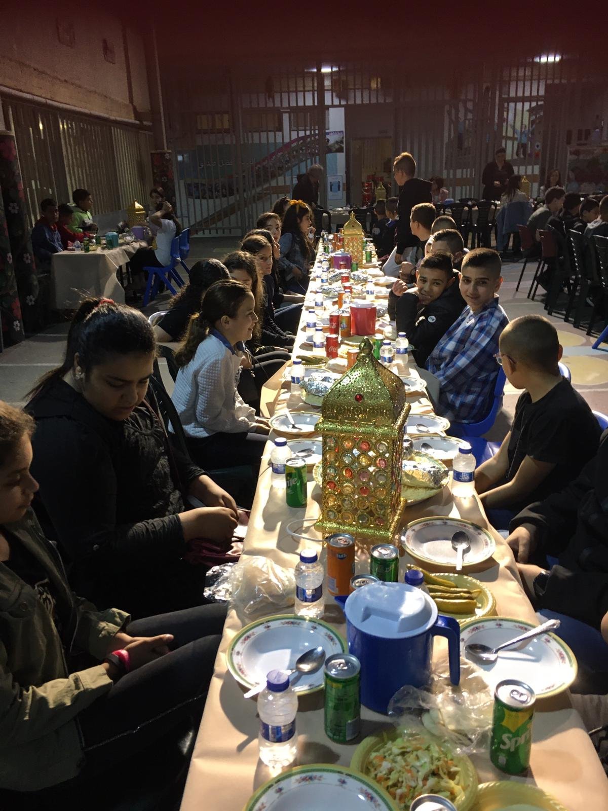أمسية رمضانية تُعيد النكهة لطقوس وروحانيات الشهر الفضيل في المدرسة الجماهيريّة بئر الأمير-الناصرة-1