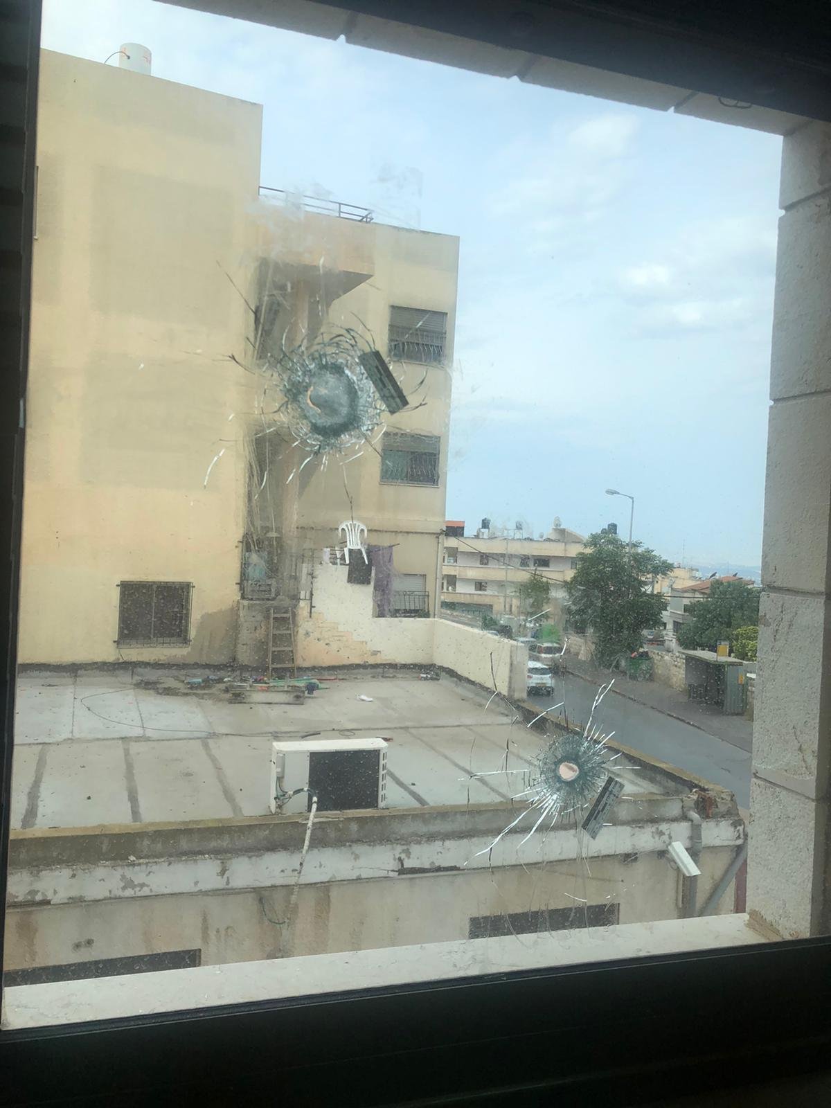الناصرة: اطلاق رصاص تجاه بناية اسفر عن اضرارٍ مادية-0