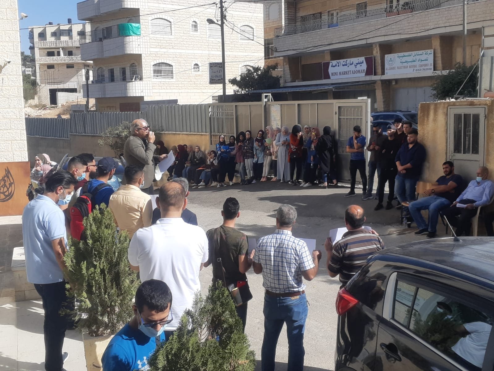 القدس: وقفة احتجاجية للتنديد بتصريحات ماكرون المسيئة للرسول-1
