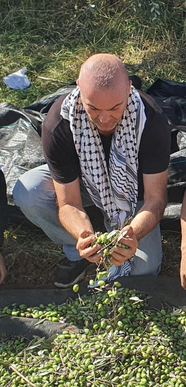 جمعية انماء في حملة " العونة " لمساعدة المزارعين في القدس-30