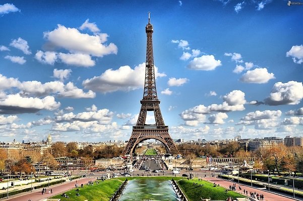 كل ما عليك معرفته عن السياحة في باريس-0