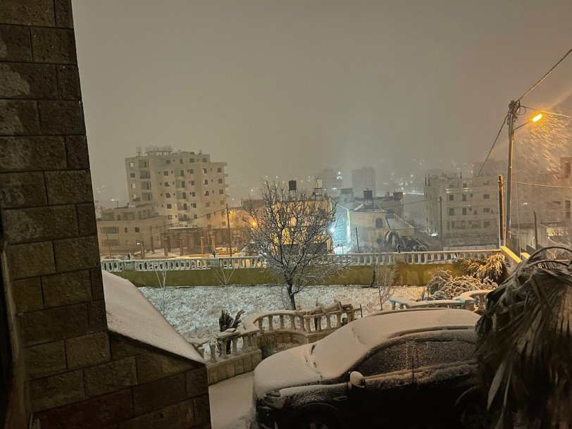 بالصور والفيديو: الثلوج تتراكم في مدينة القدس واحيائها-15