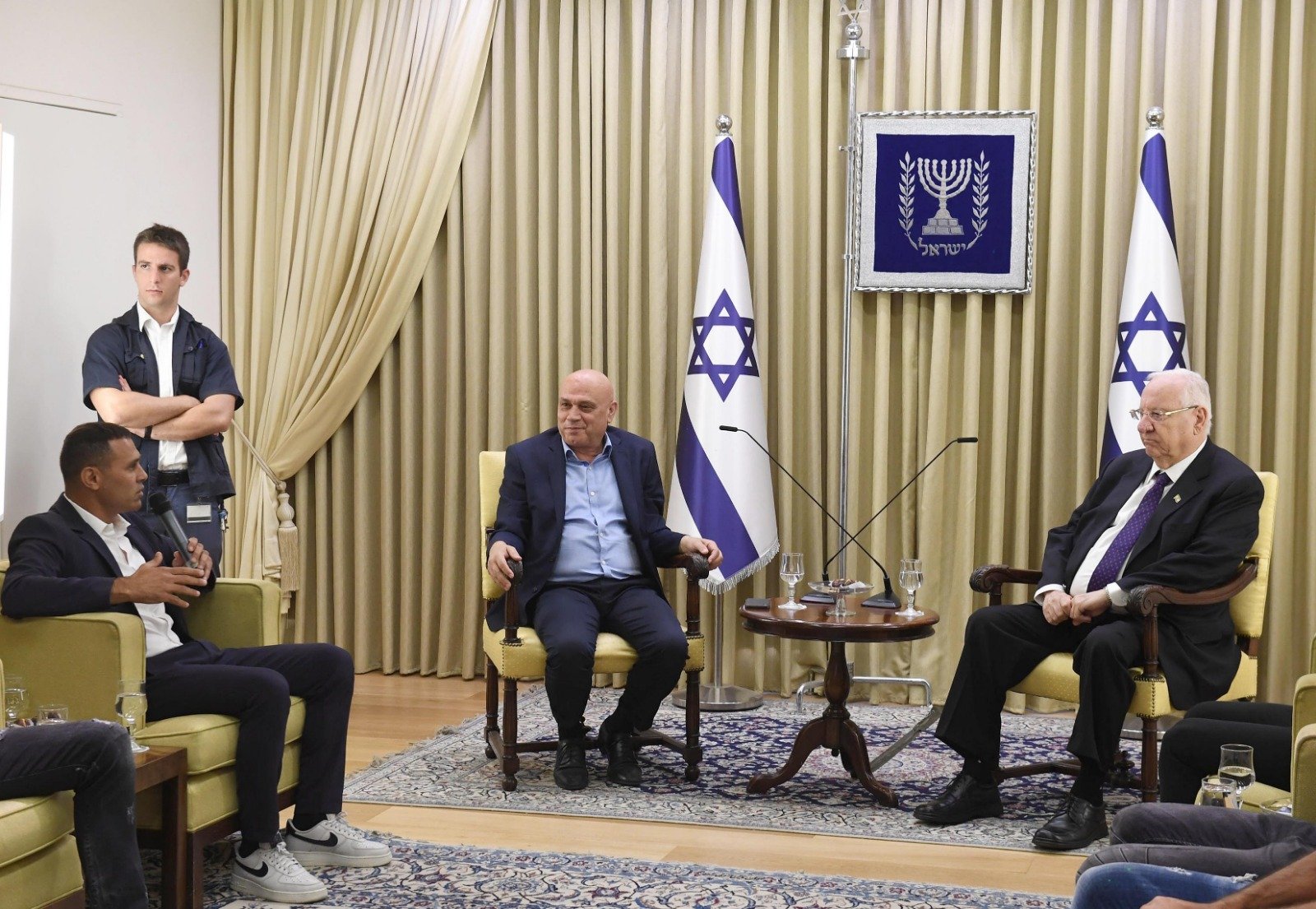 لقاء رياضي عربي يهودي في مكتب رئيس الدولة بمبادرة النائب عيساوي فريج-6
