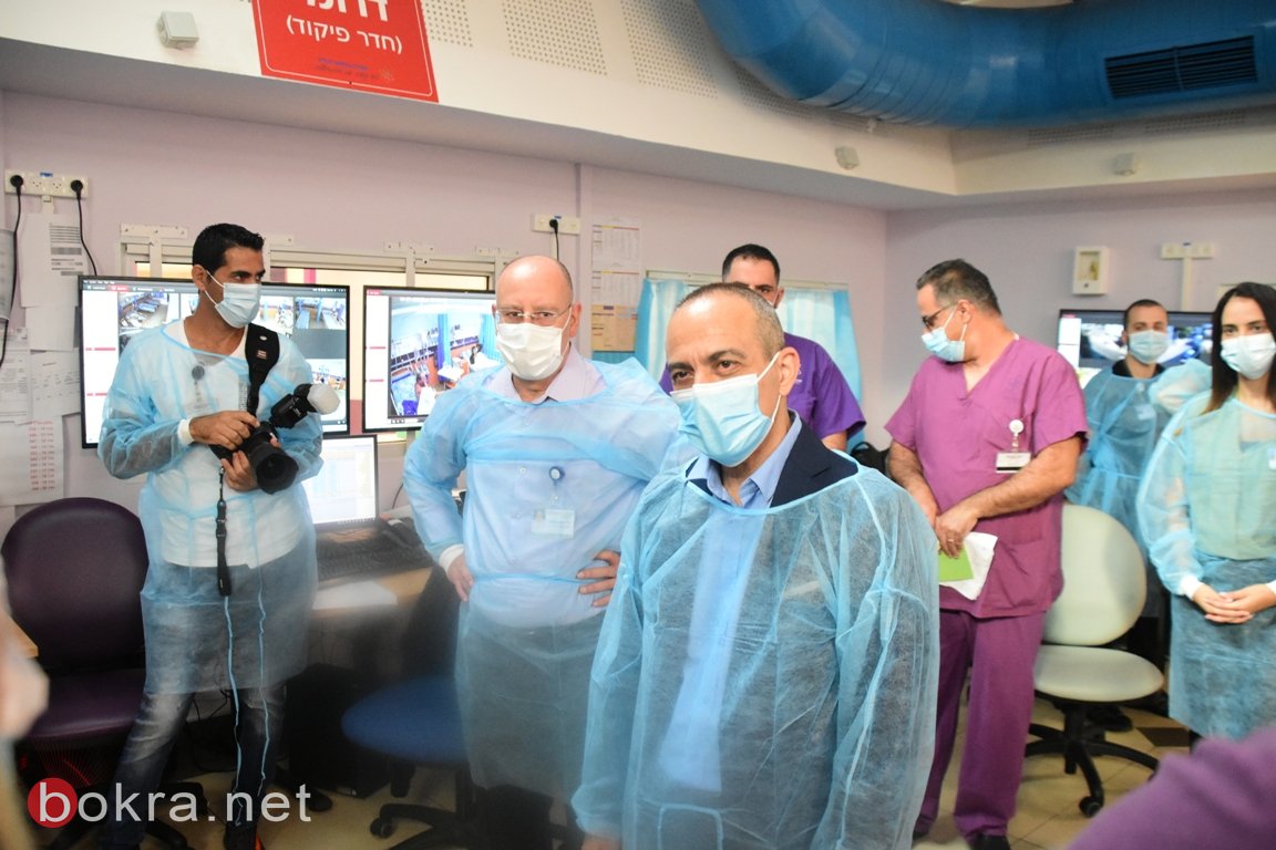 جامزو يزور مستشفى نهاريا، ويصرح لـ"بكرا": يكفي القاء اللوم على المجتمع العربي-14