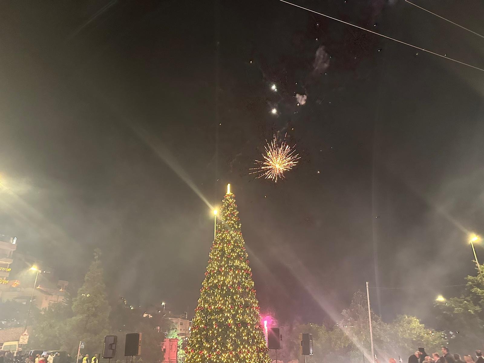 يافة الناصرة: شخصيات دينية وسياسية تحيي اضاءة شجرة عيد الميلاد-3